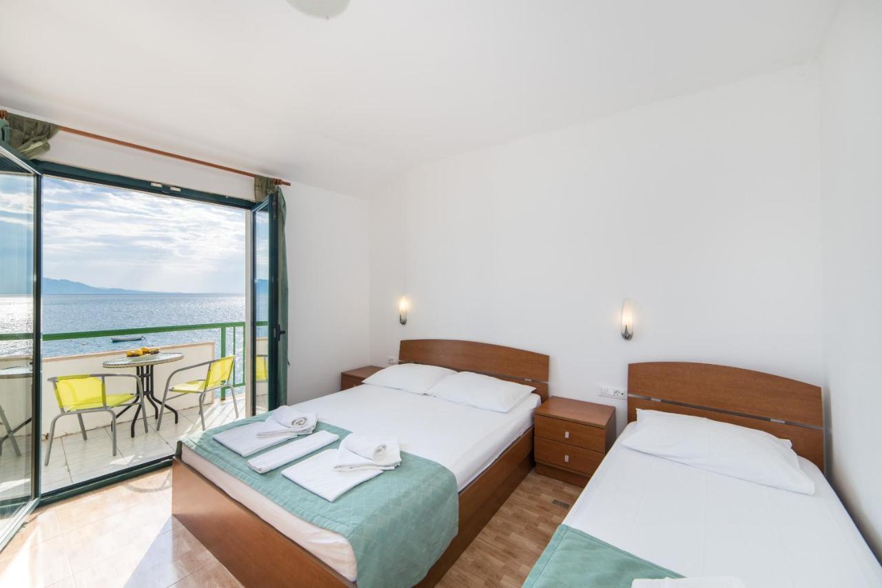 Hotel Riva Brist Zewnętrze zdjęcie